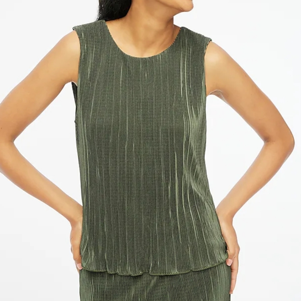 J.Crew Plisse Shell Top in color Spanish Moss/Green size S new with tag